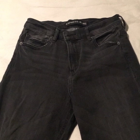 Express Denim - Express. Ankle Frayed Grey Leggings. Like New. Express Denim - Express. Ankle Frayed Grey Leggings. Like New.